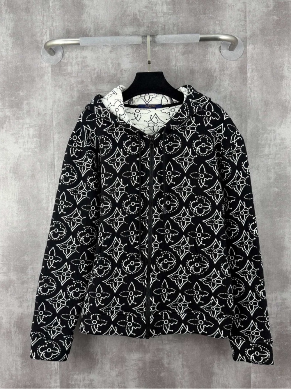 🚩steal Louis Vuitton Black & White Monogram Zip Hoodie Jacket